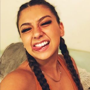 Meet your Posher, Bianca